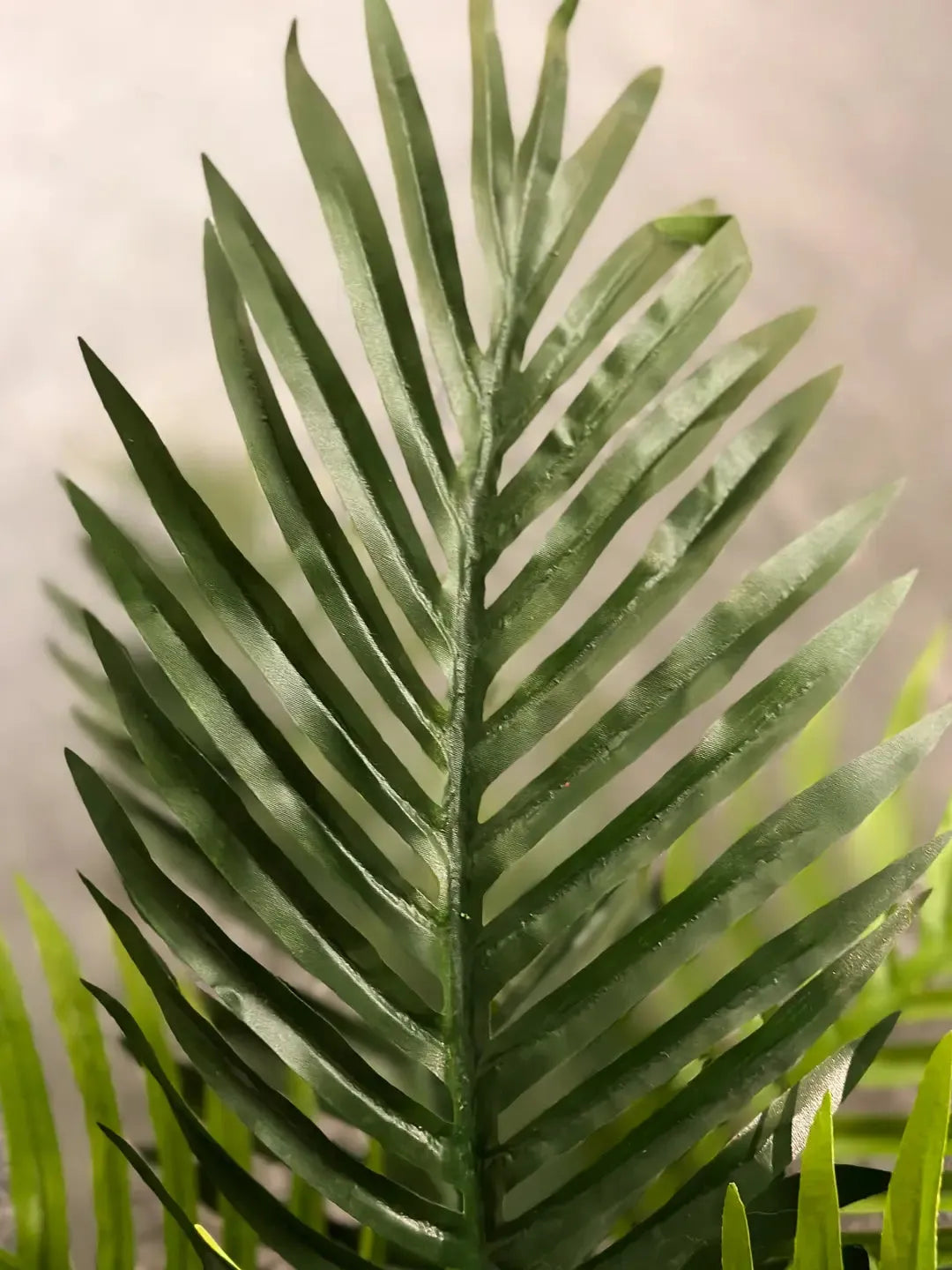 Künstliche Goldfruchtpalme - Connor, 90 cm, Kunstbaum von aplanta, im schwarzen Topf, in Natur, für drinnen