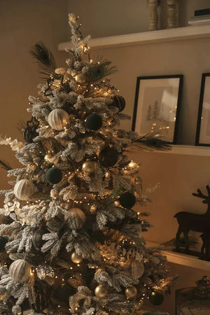 Künstlicher Weihnachtsbaum mit Schnee - Elsa, 180 cm, Kunstbaum von aplanta, in Grün weiß, für drinnen