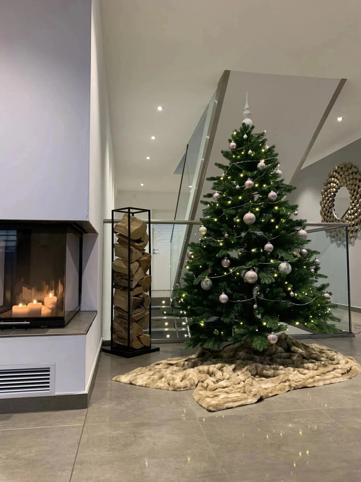 Künstlicher Weihnachtsbaum - Gabriel, 300 cm, Kunstbaum von aplanta, in Grün, für drinnen