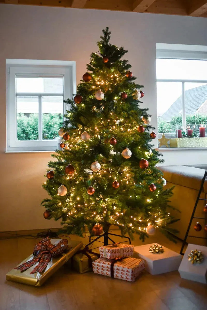 Künstlicher Weihnachtsbaum - Gabriel, 180 cm, Kunstbaum von aplanta, in Grün, für drinnen