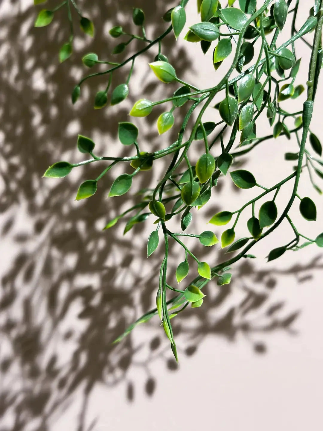 Künstlicher Hänge-Jasmin - Levin, 80 cm, Kunstpflanze von aplanta, Steckpflanze, in Natur, für drinnen