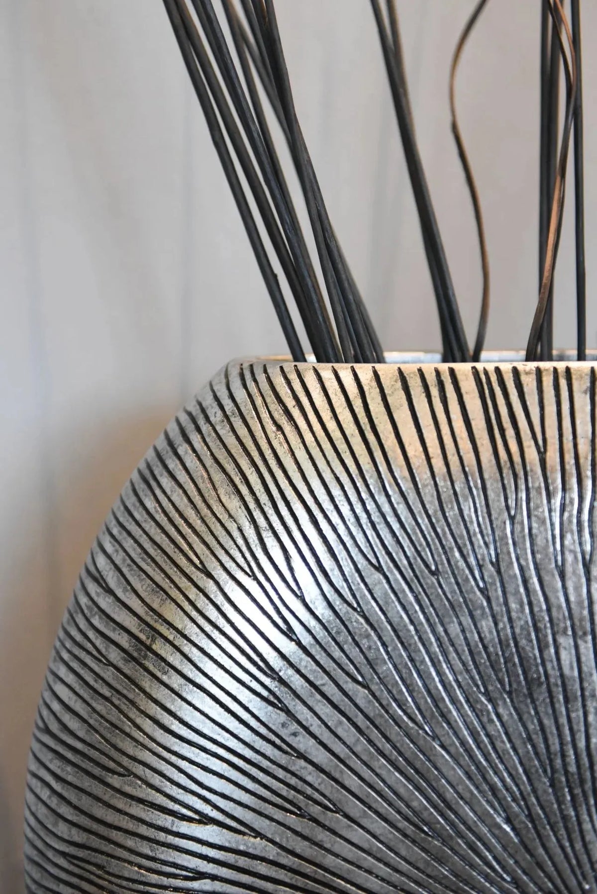 Bodenvase - Hailey, Pflanzkübel von aplanta, Schwarz, in Silber